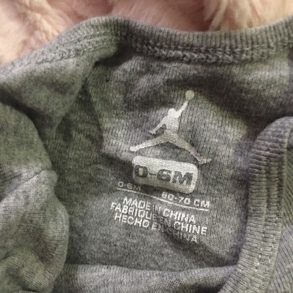 0-6 Months Jordan one piece - Picture 2 of 2